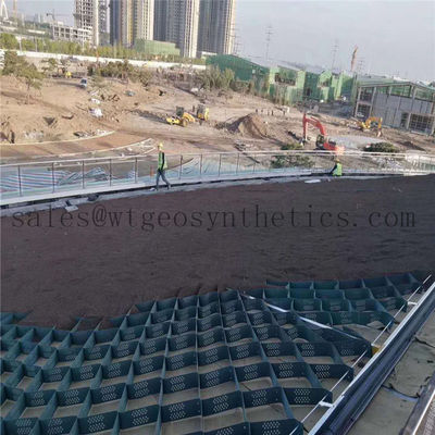 Пластиковые геоэлементы для защиты подъездов и склонов в строительстве парковочных мест в отелях