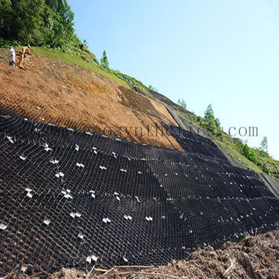 Пластиковые геоэлементы для защиты подъездов и склонов в строительстве парковочных мест в отелях