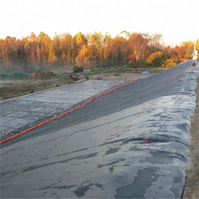 Гладкое лицо 1,5 мм 1500 микрон Черно-зеленый геомамбранный пленка HDPE для облицовок дамбы 0,75 мм