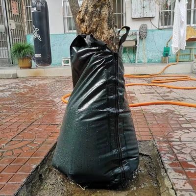 Система капельного орошения для полива деревьев, экономия воды и поддержка развития корней