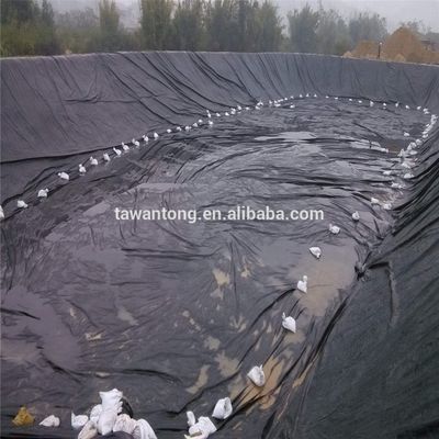 2 мм толщины чёрный HDPE пластмассовая геомембрана для рыбоводства плотины водоемов пруда линера продажа