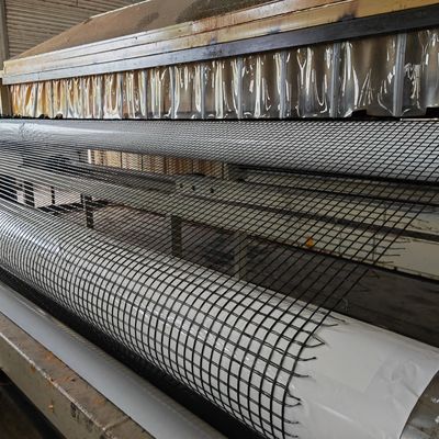 Лучшая полиэстерная двуосевая геосетка с стандартом ISO и шириной в лучшем случае 1-6 м