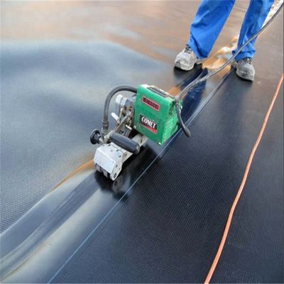 1800 Вт ПВХ HDPE LDPE EVA Ecb PP Geomembrane Горячая колючая сварочная машина с емкостью 13 кг