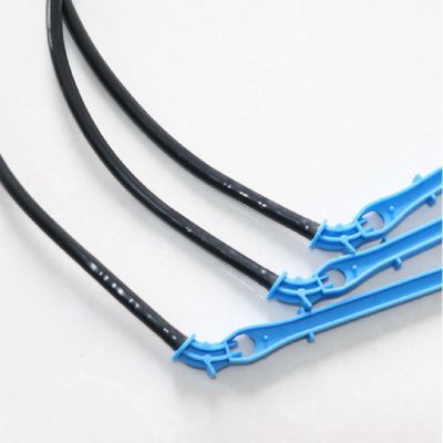 Прочная 4L / 8L 2 Pegs сельскохозяйственная оросительная система с черным PVC капельной трубой